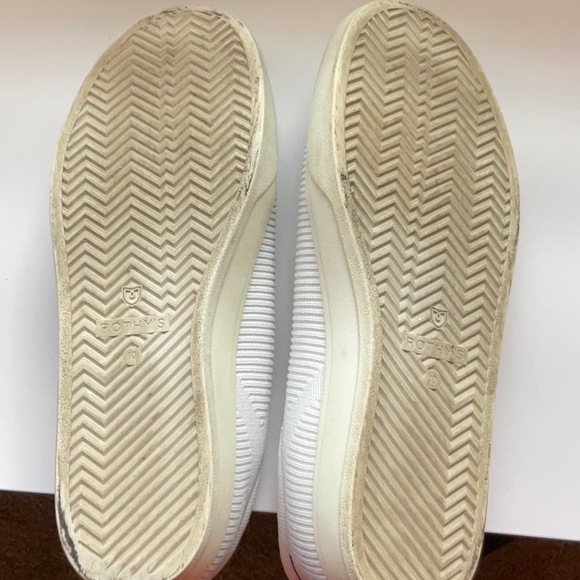 Rothy’s Original White Lace-Up Sneakers - Picture 4 of 5